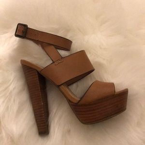 Steve Madden wrap heel